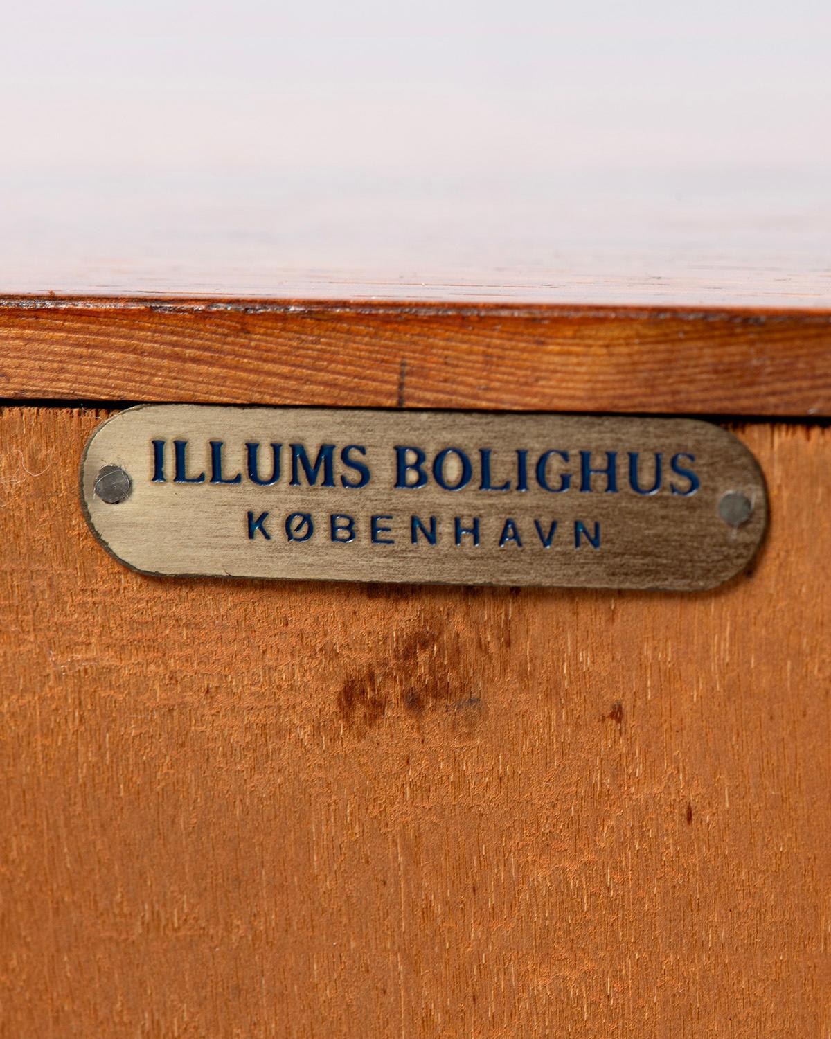 Cassettiera in palissandro danese di Svend Langkilde anni '60 in vendita 2