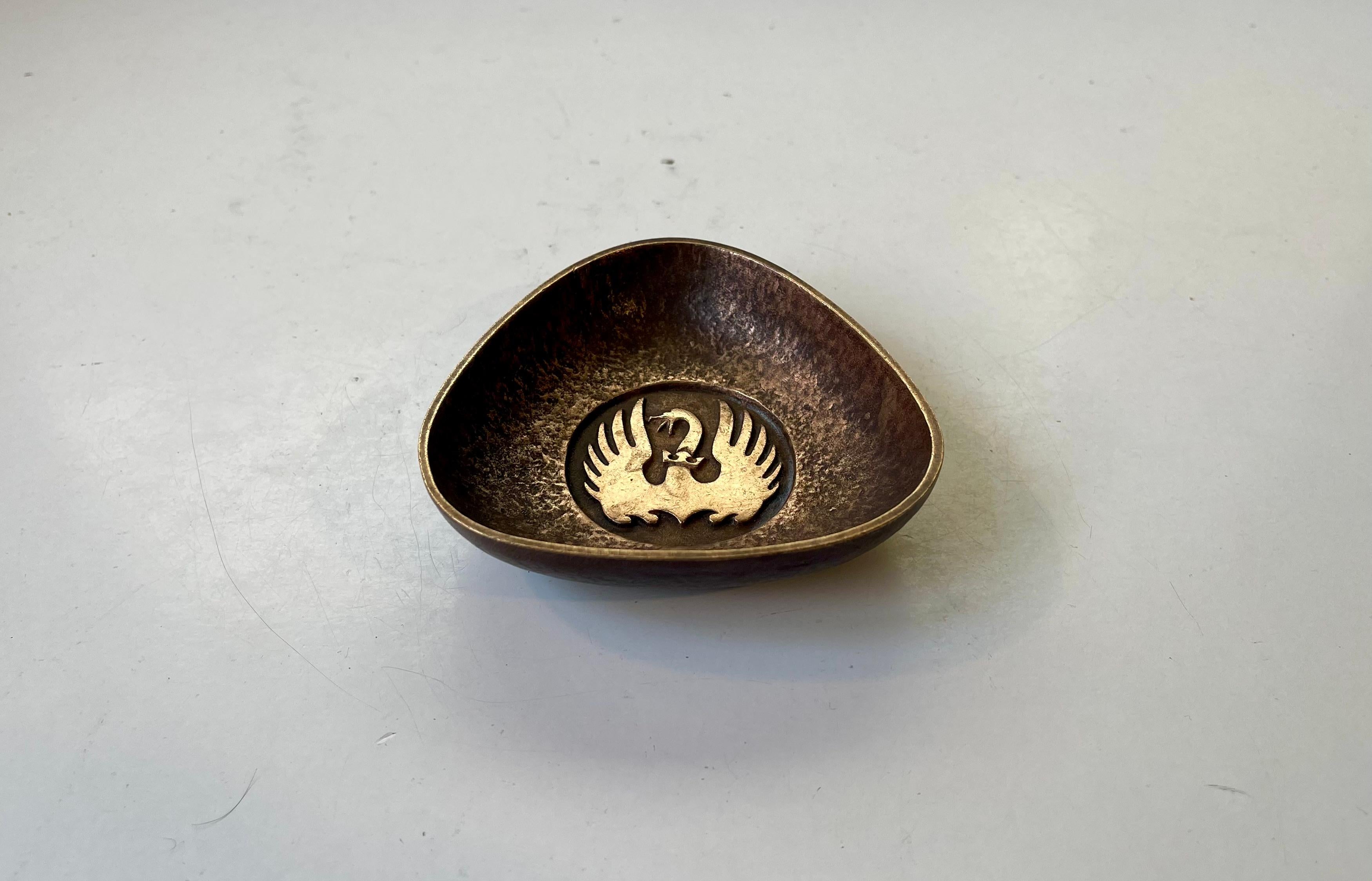Svend Lindhart Art Deco Style Bronze Dish w. Crowned Swan, Signed For Sale 1
