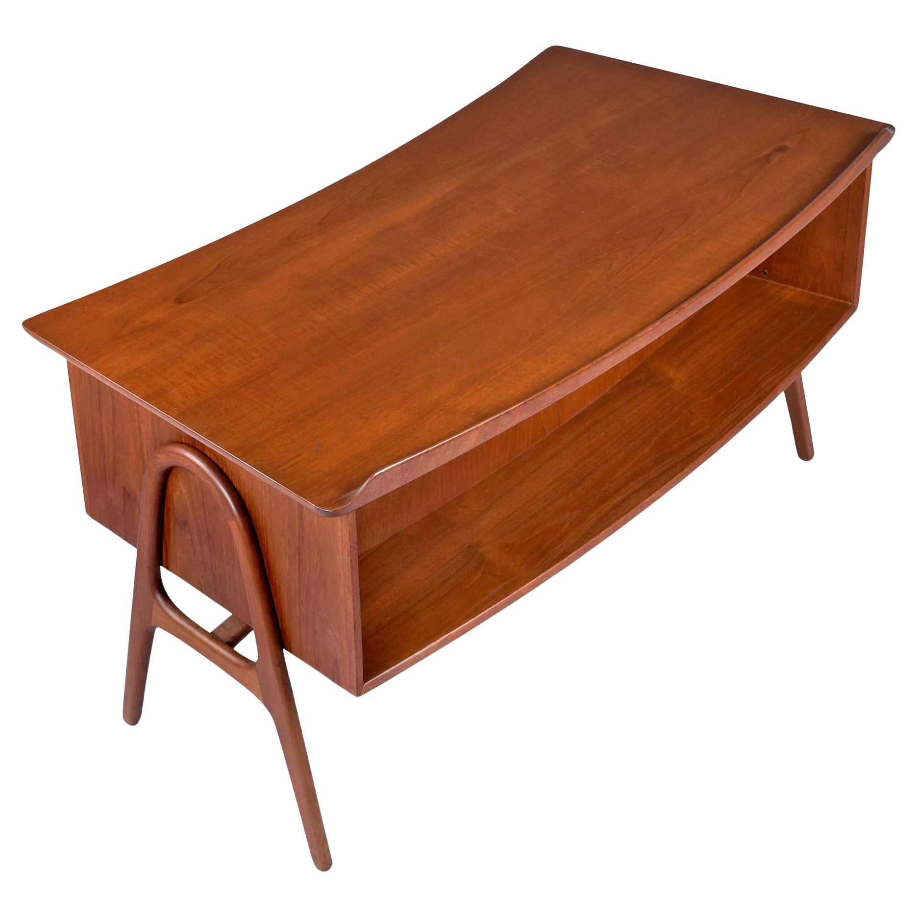 Danese Svend Madsen Scrivania danese in teak con piano curvo e mobile libreria in vendita