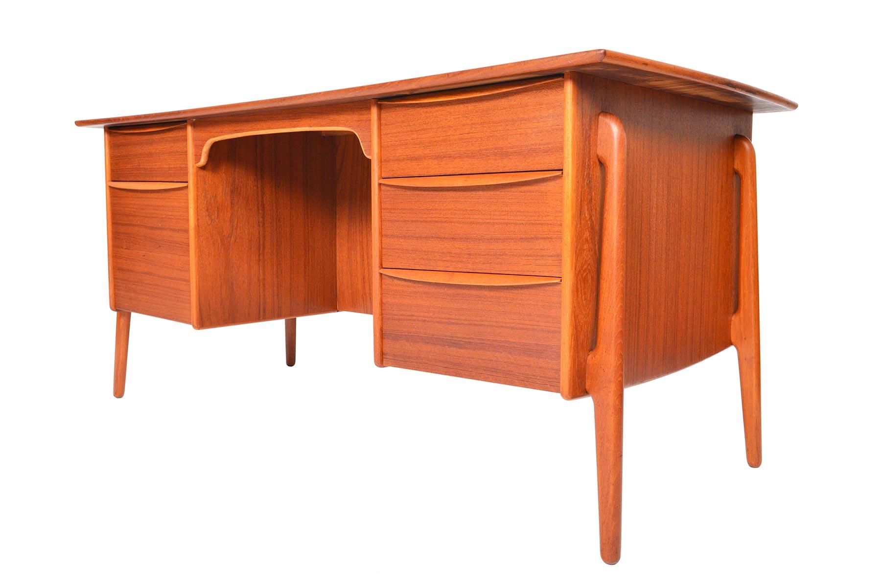 Svend Madsen Executive Desk in Teak 2