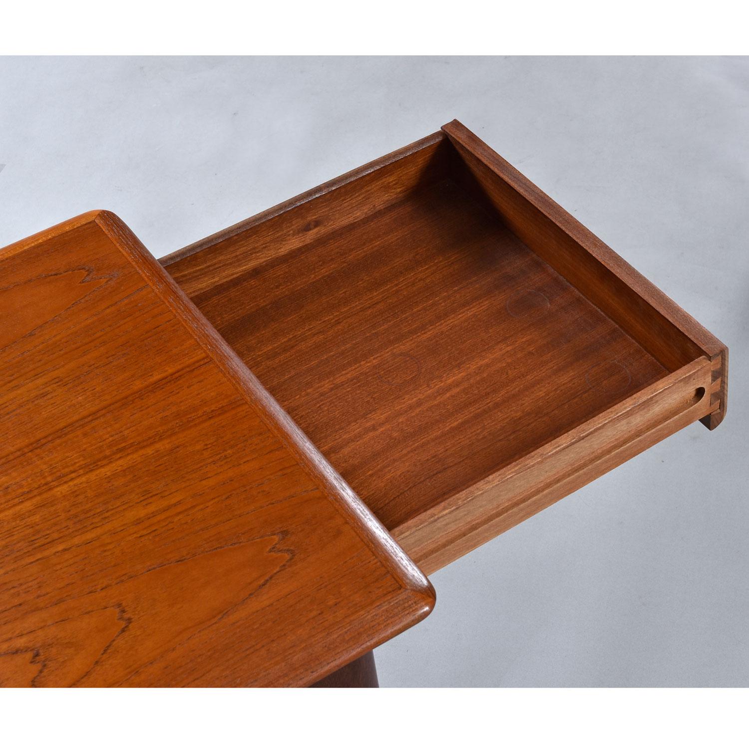 Svend Madsen for Karl Lindegaard Danish Teak End Tables Set For Sale 4