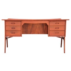 Svend Madsen Mid-Century Modern Danish Curved Teak SH 180 Desk