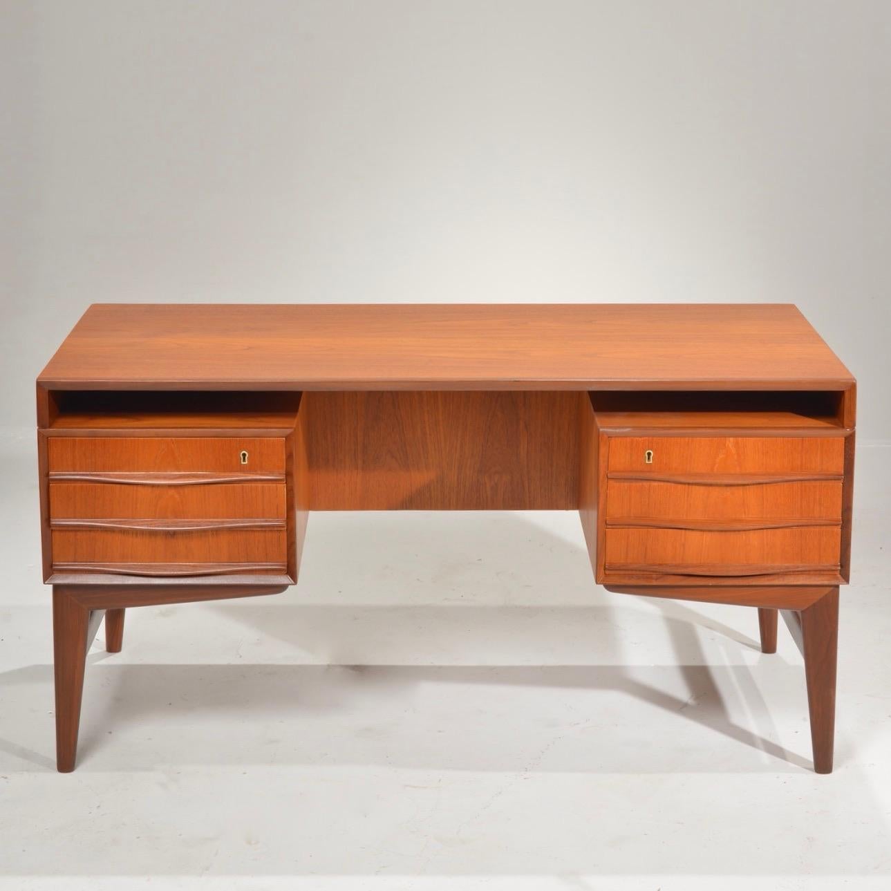 This is a great size desk by Sven Madsen.