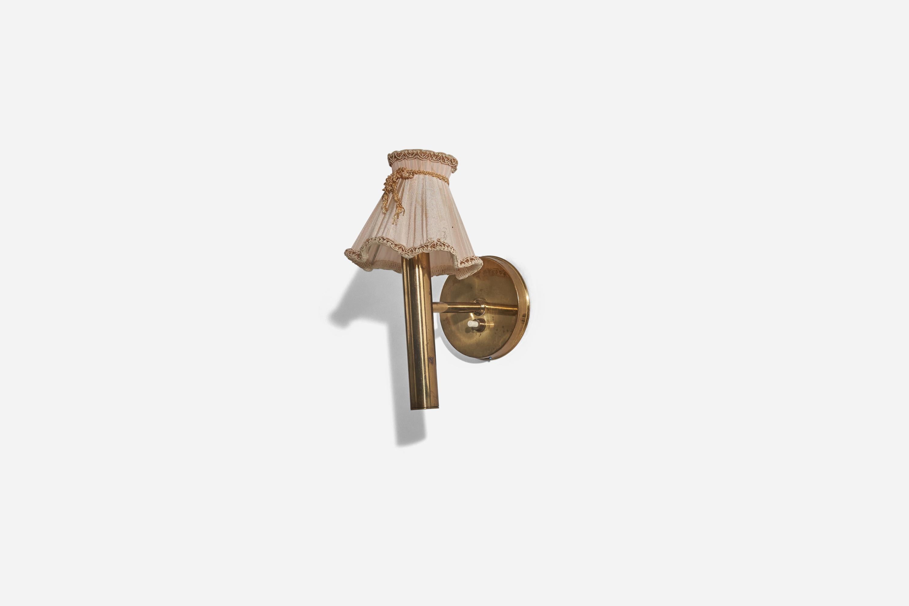 Svend Mejlstrøm, Wall Lights, Brass, Fabric, Norway, c. 1960s In Good Condition For Sale In High Point, NC