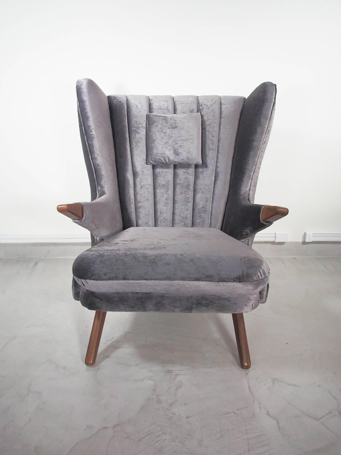 Danish Scandinavian Modern Grey Lounge Chair with Teak Armrests by Svend Skipper
