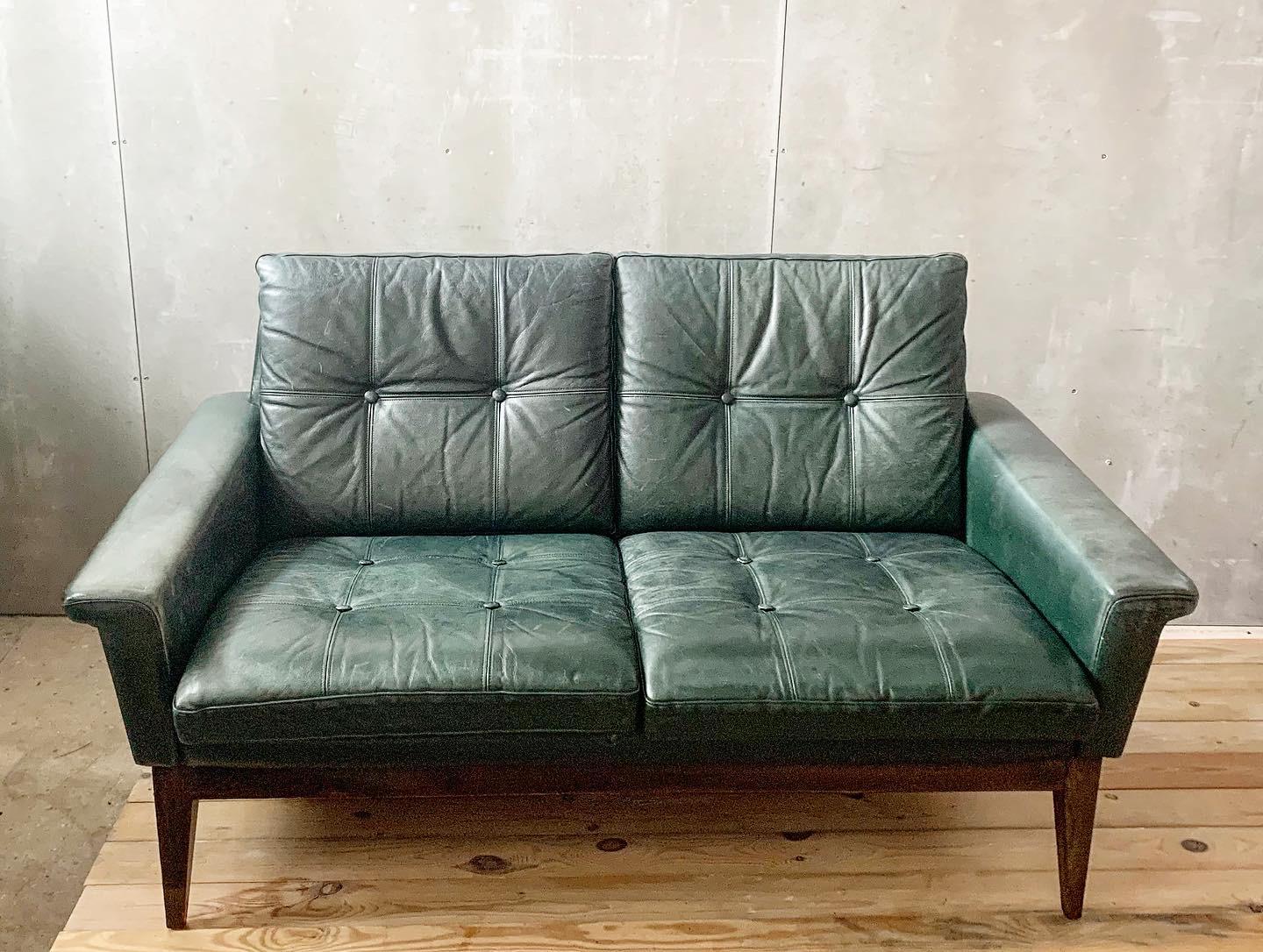 Leather Svend Skipper Lounge Sofa, 2-Seat, Denmark, 1960s For Sale
