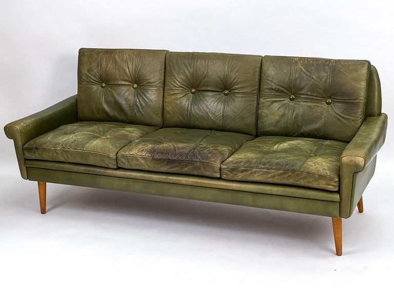 Svend Skipper Mid-Century Olive Green Leather Seating Suite For Sale 10