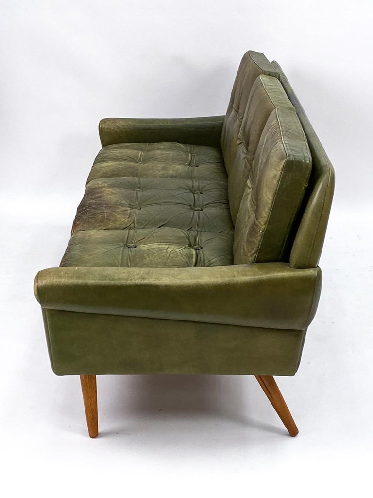Svend Skipper Mid-Century Olive Green Leather Seating Suite For Sale 11