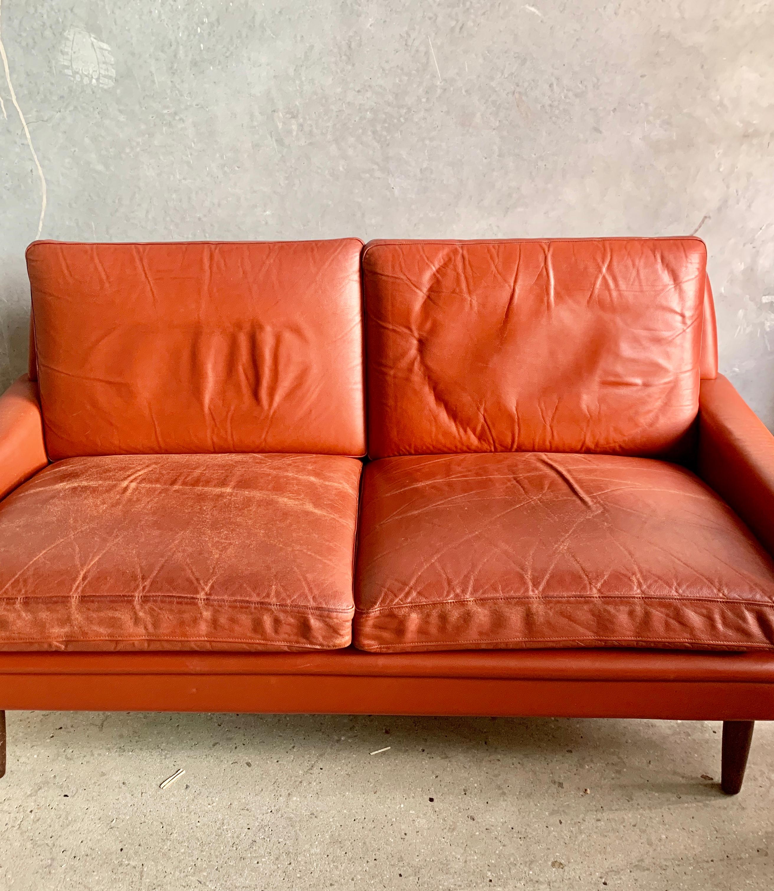 Svend Skipper Midcentury Danish Sofa in Red Leather 2