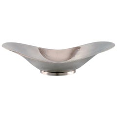 Svend Toxværd, Denmark, Modernist Bowl in Sterling Silver, Mid-20th Century
