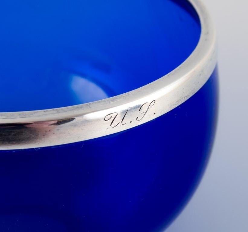 XX secolo Svend Toxværd, Zuccheriera in vetro artistico blu e argento danese 830 in vendita