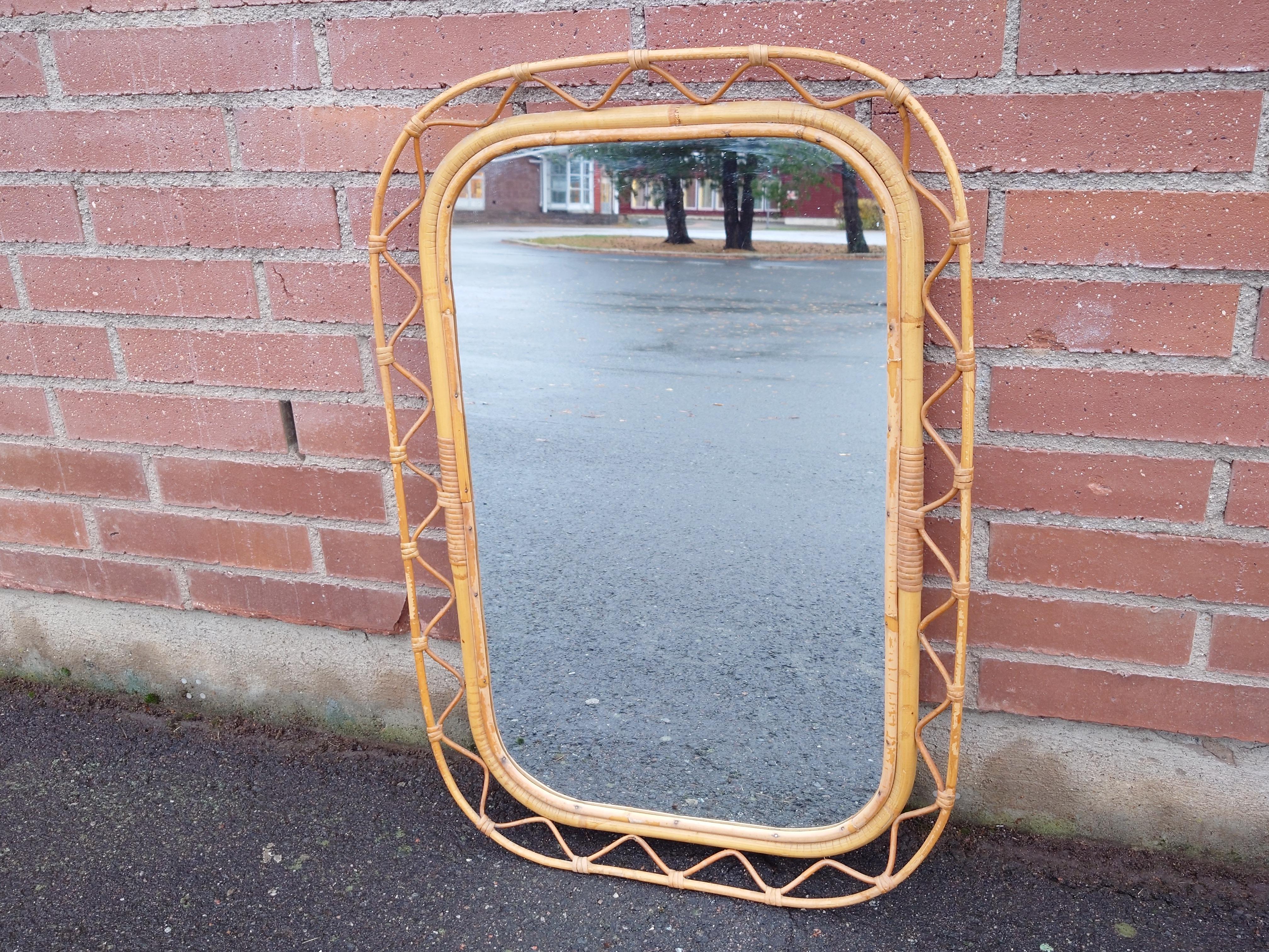 Svenskt Tenn Espejo de pared orgánico Josef Frank Ratán/mimbre , Bambú Años 50 Moderno de mediados de siglo en venta