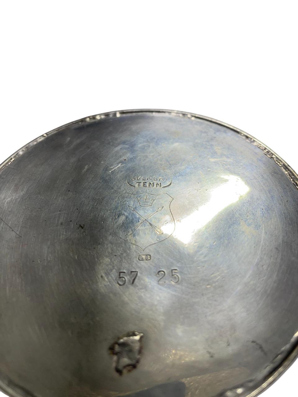 Svenskt Tenn – Paar Zinnvasen – Schwedische Grace 1933, Paar (Mitte des 20. Jahrhunderts)
