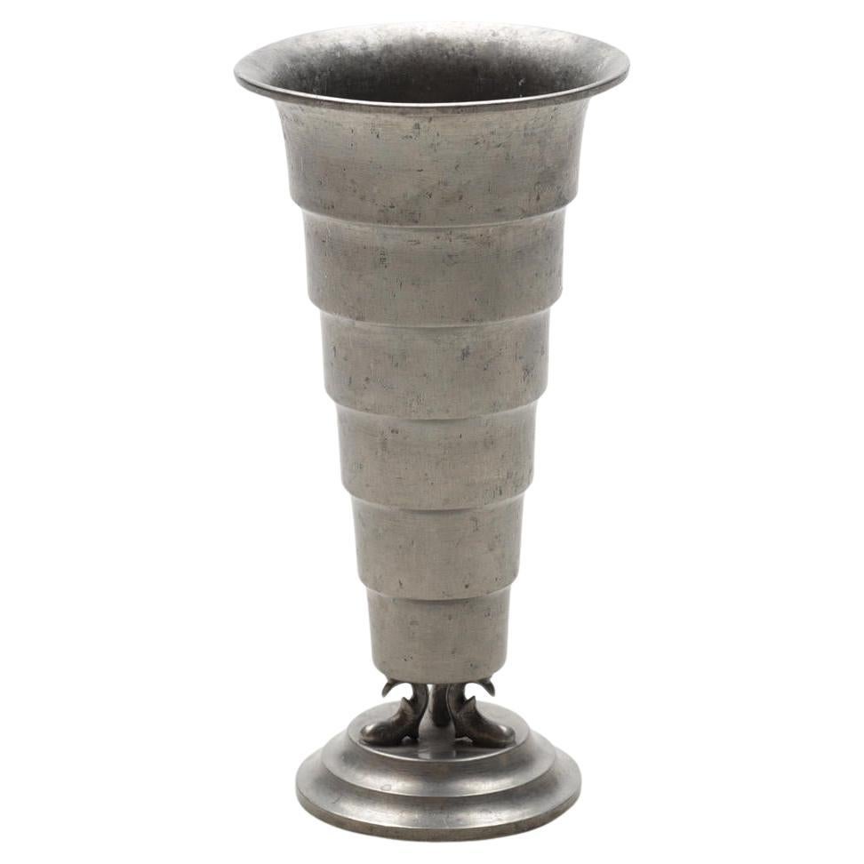 Vase Svenskt Tenn en étain fabriqué en 1935