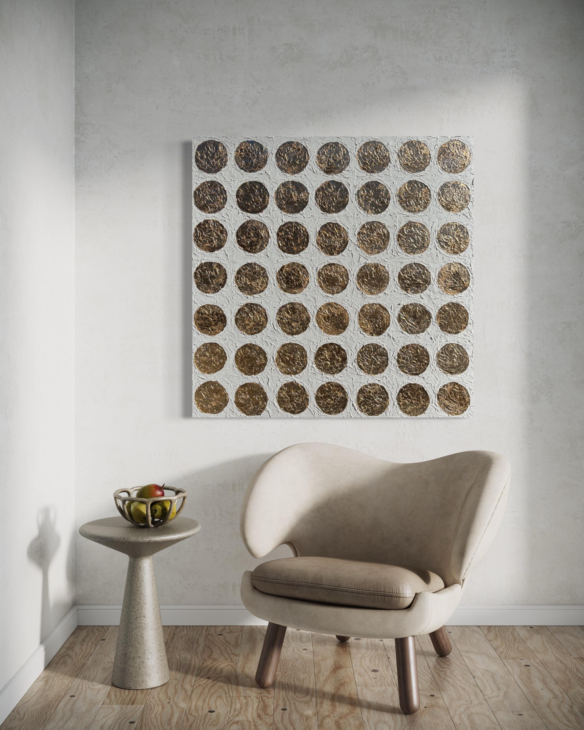 'Around the World' di Sveta - Sfere astratte contemporanee in bianco e oro - Painting di Sveta Hessler
