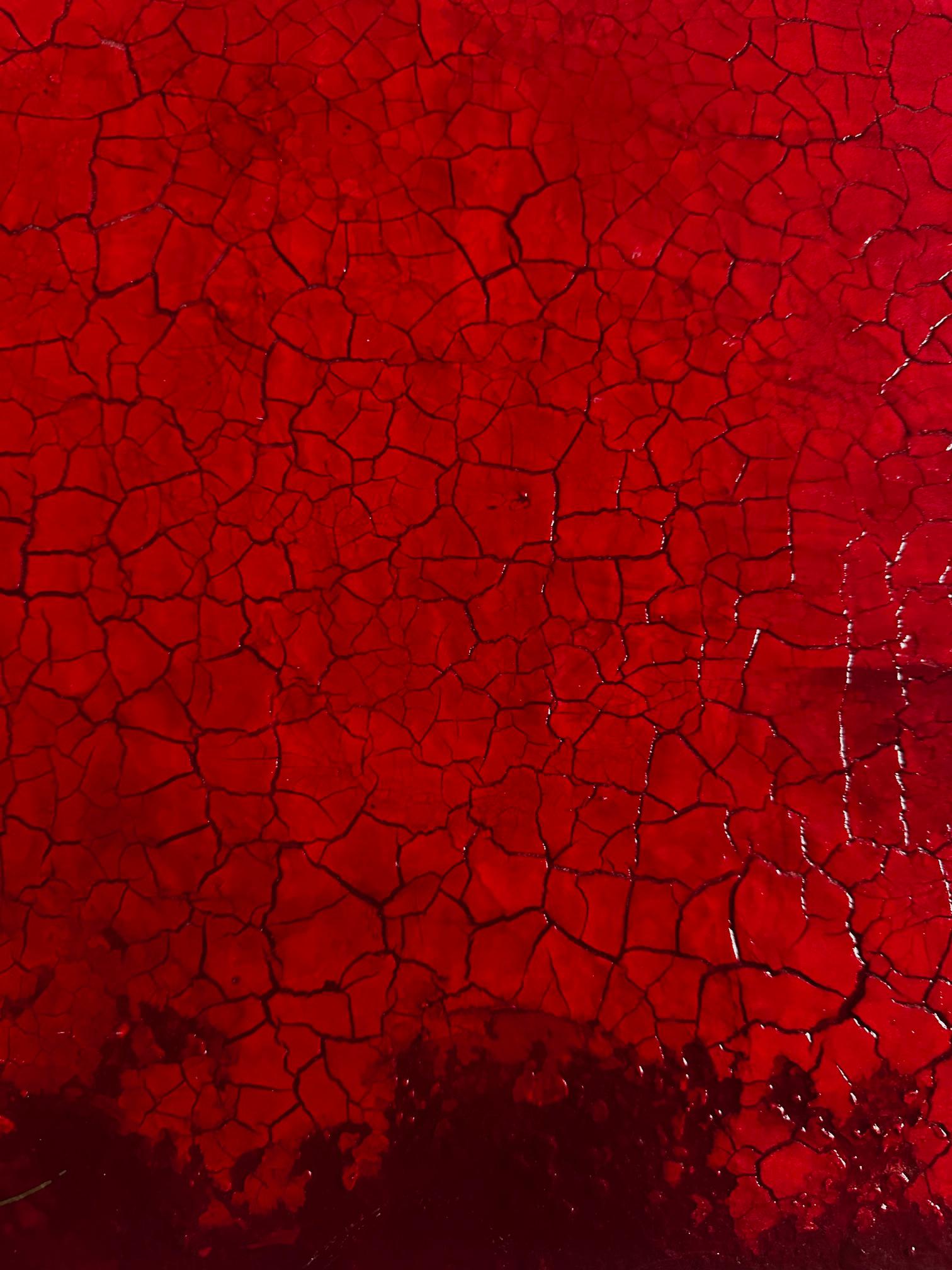 Pintura original en técnica mixta, abstracta, minimalista y contemporánea, de textura roja en venta 3