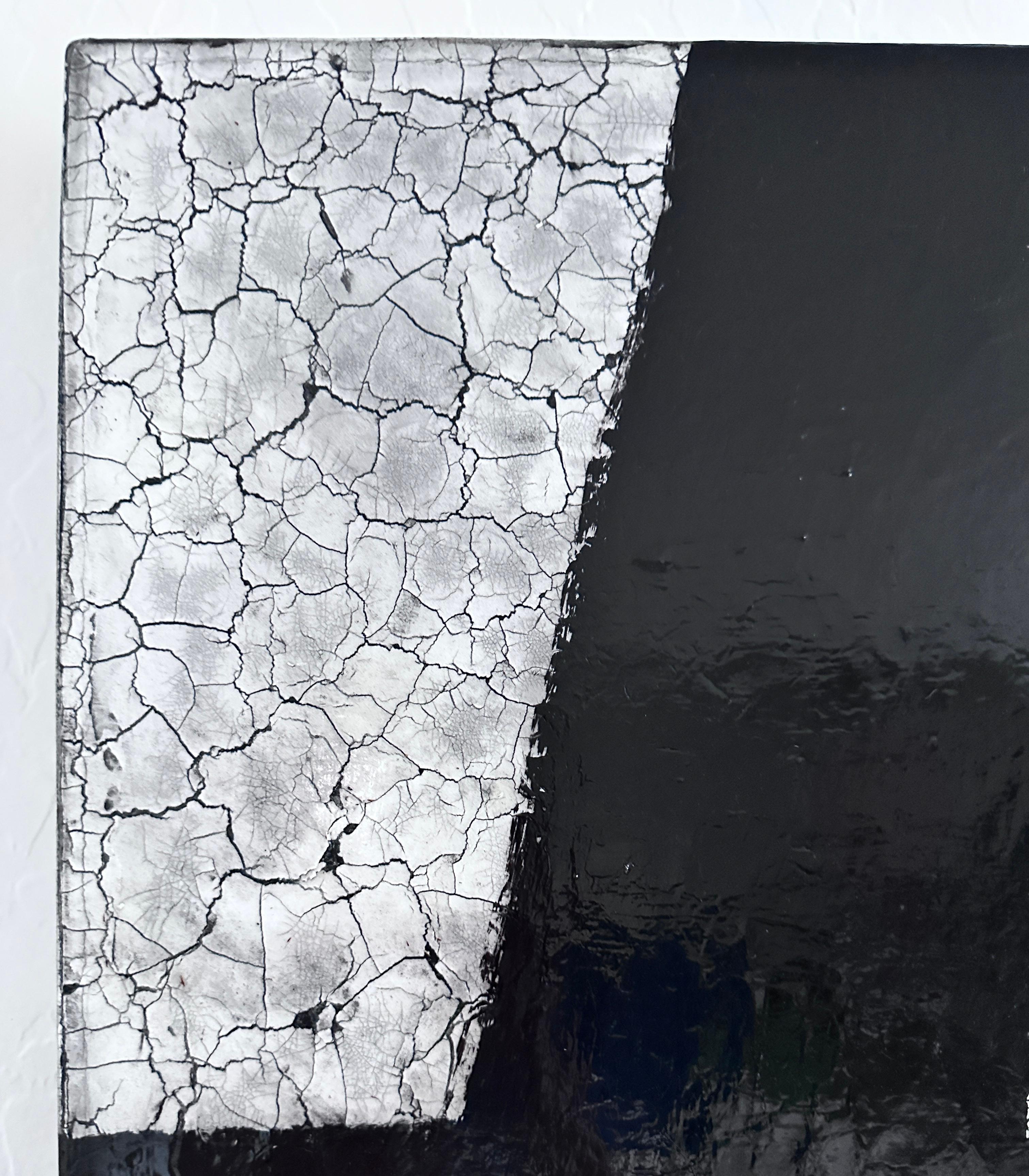 Pittura contemporanea minimalista astratta con texture su larga scala - Painting Astratto di Svetlana Shalygina