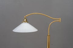 Sviweling and hight Adjustable Art Deco Floor lamp vienna around 1920s