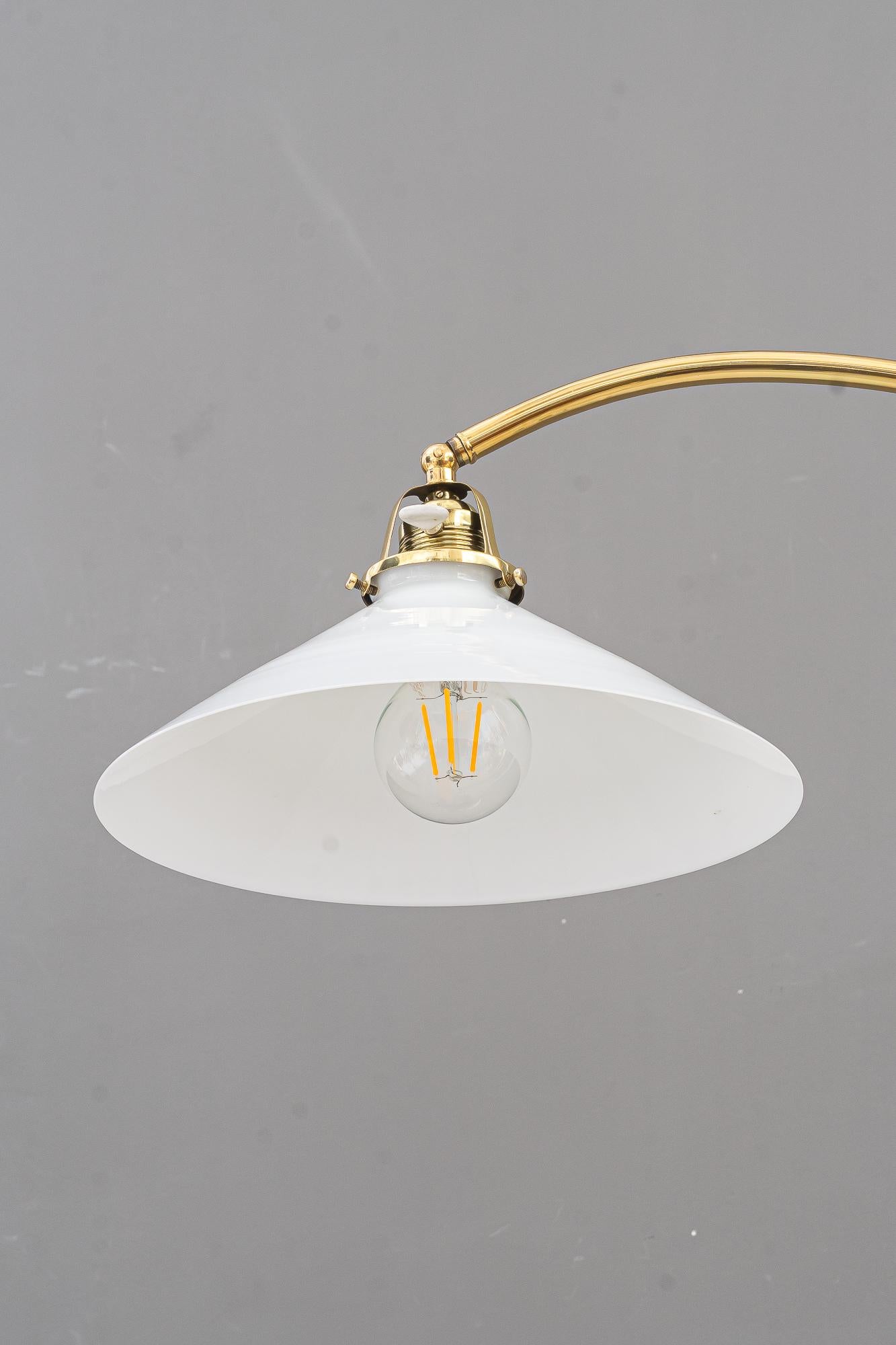 Sviweling and hight Adjustable Art Deco Floor lamp vienna around 1920s For Sale 1