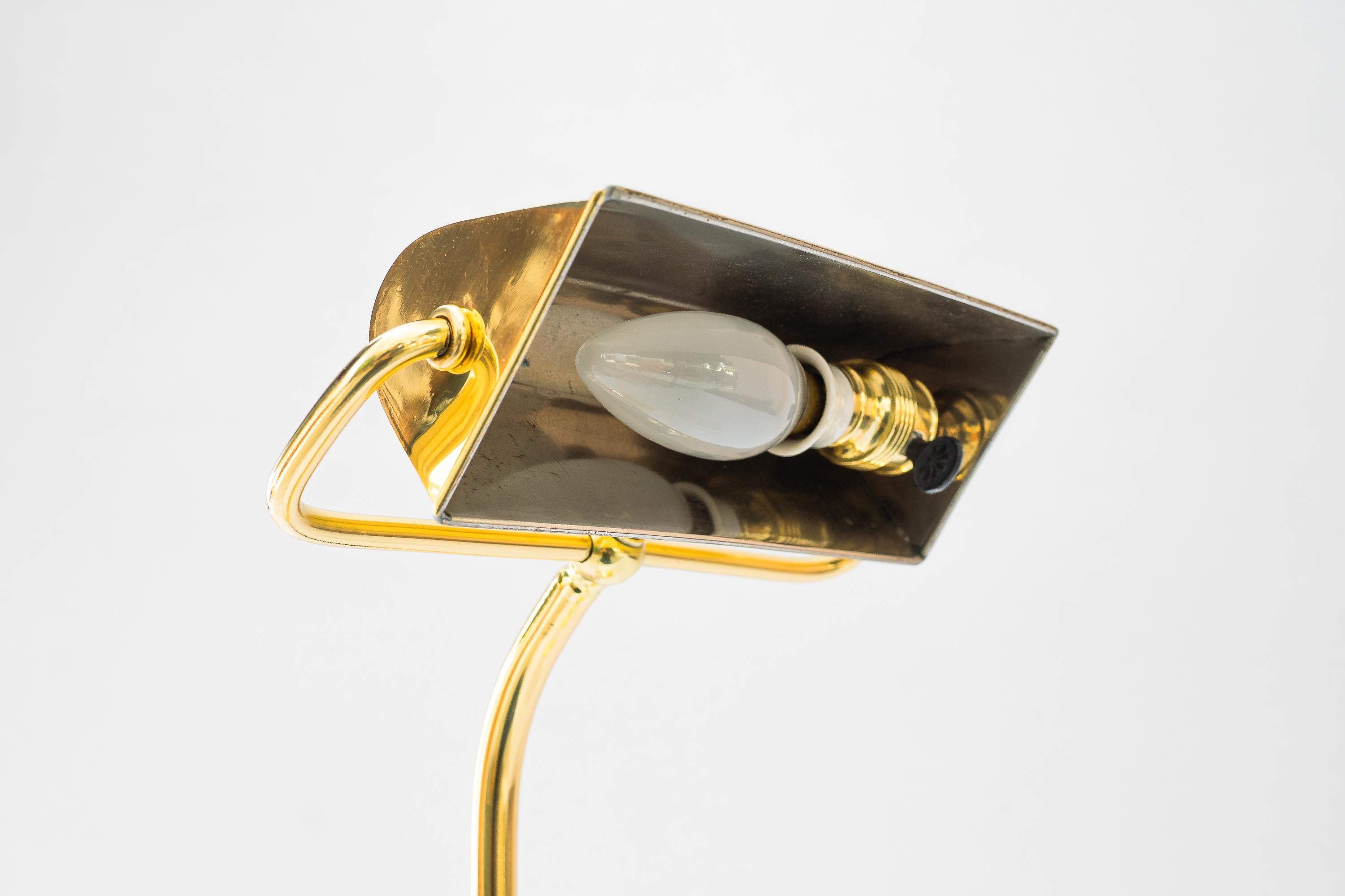 Sviweling Art Deco Tischlampe wien um 1920s im Angebot 5