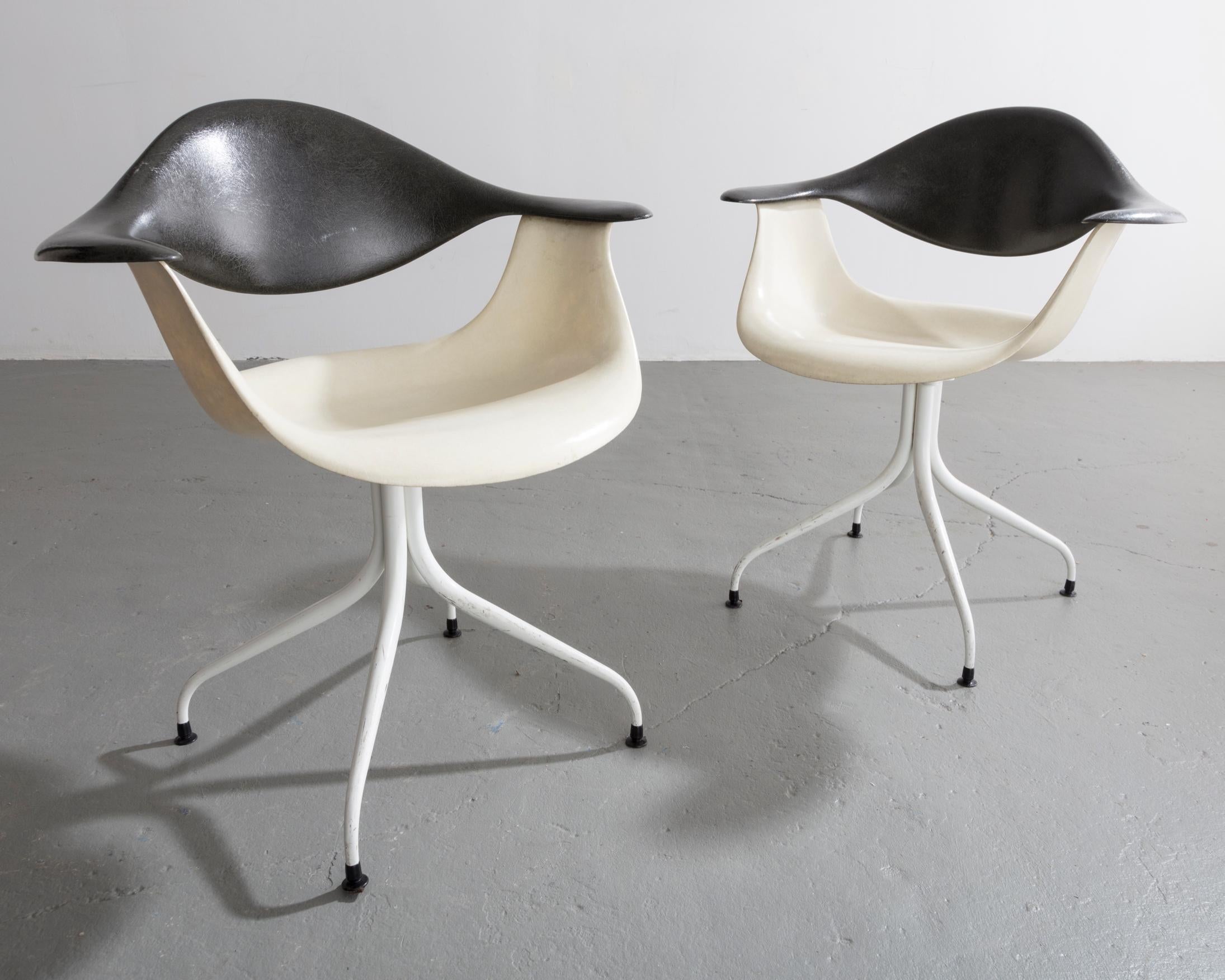 Fiberglass Swaged Leg Chair in Gray and White by Georg Nelson & Associates, 1954 For Sale