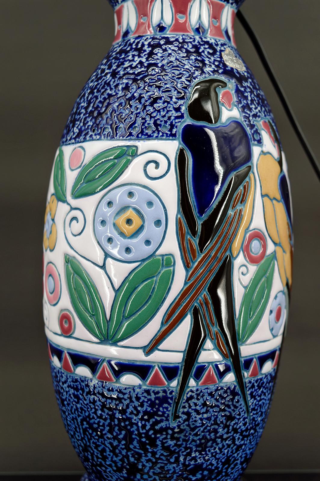 Swallow Lamp, Imperial Amphora, Czechoslovakia, Art Deco, Circa 1920 For Sale 3