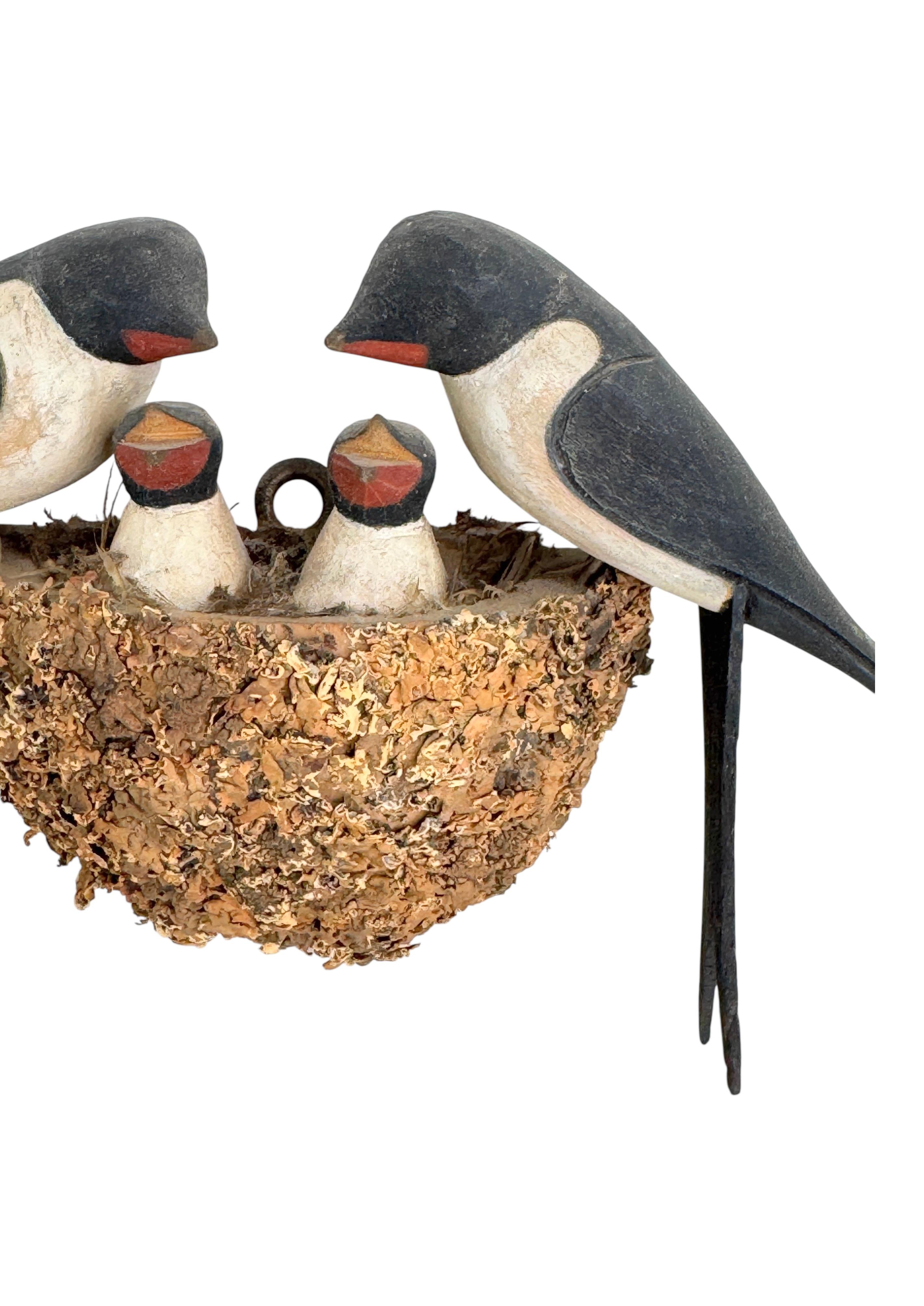 Swallow Nest Viechtauer Hand Carved Wood Bird Black Forest Folk Art Austria 1910 In Good Condition For Sale In Nuernberg, DE