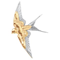 Pendentif hirondelle en argent sterling plaqué or avec émeraude