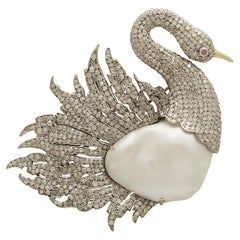 Swan Brooch/Pendant with Diamonds & Pearl