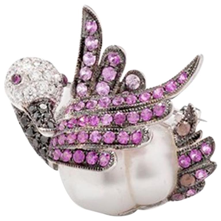 Swan Brooch with South Sea Cultured Pearl, Pink Sapphires diamond18 K