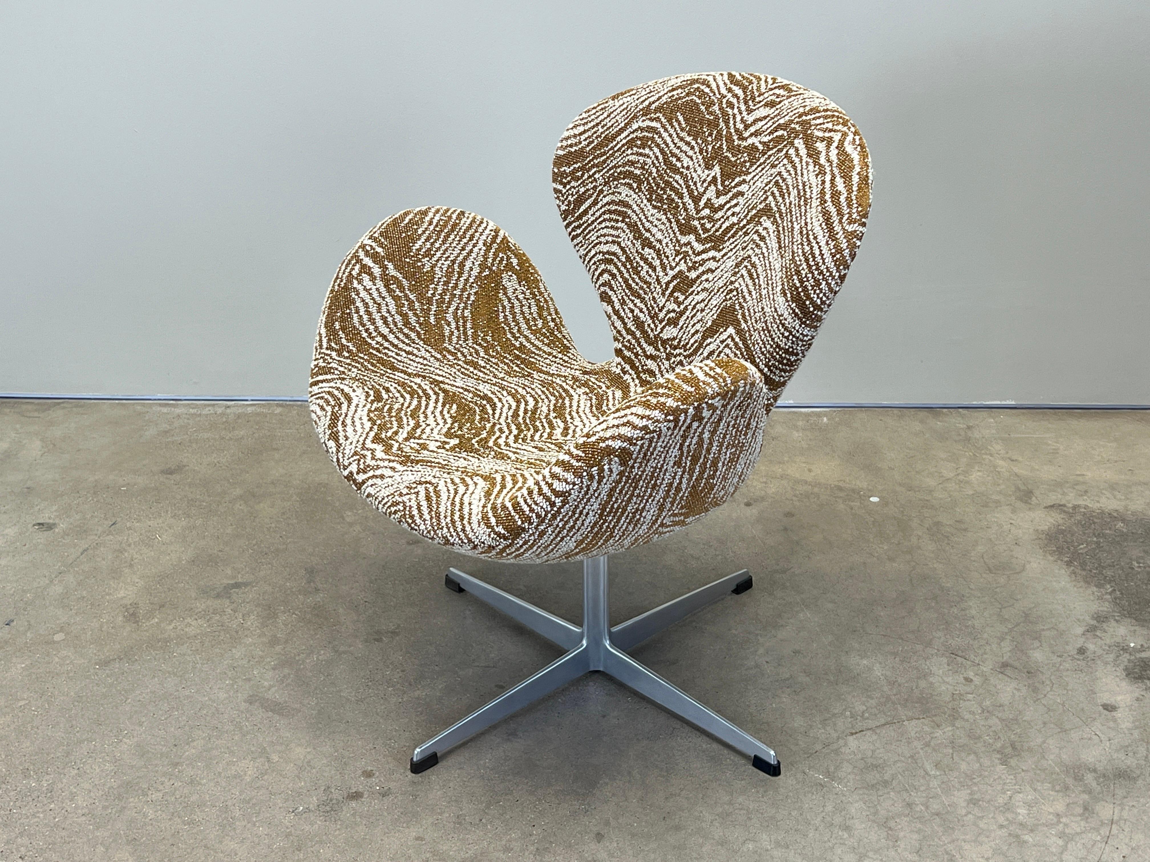 Sedia Swan di Arne Jacobsen per Fritz Hansen in vendita 8