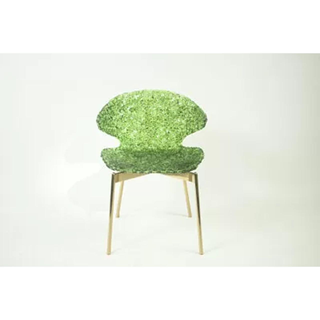 Swan Chair – Purple Touch – Iconic Design with Captivating Light Play For Sale 5