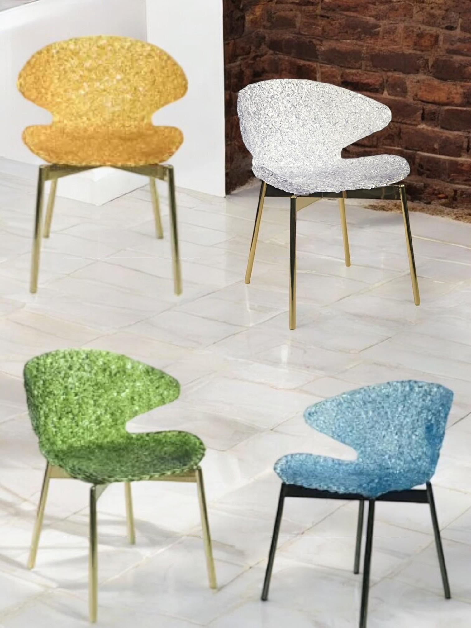 La Swan Chair est plus qu'un simple siège, c'est un véritable élément de design qui ajoute une élégance moderne à n'importe quelle pièce. Ses courbes emblématiques et fluides s'inspirent du design intemporel de l'original de 1958 d'Arne Jacobsen,