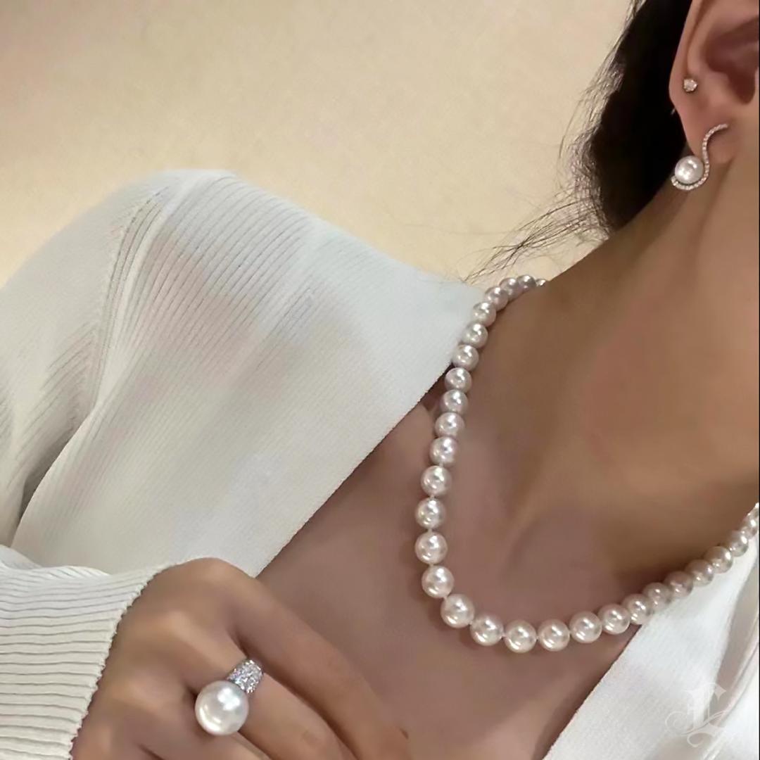 Non taillé 【Sculpted Geometry】Boucles d'oreilles Swan Curve Perle de mer du Sud Diamant en vente