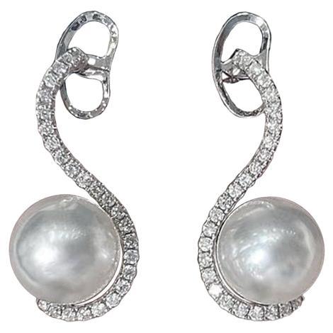 【Sculpted Geometry】Swan Curve South Sea Pearl Diamond Earrings