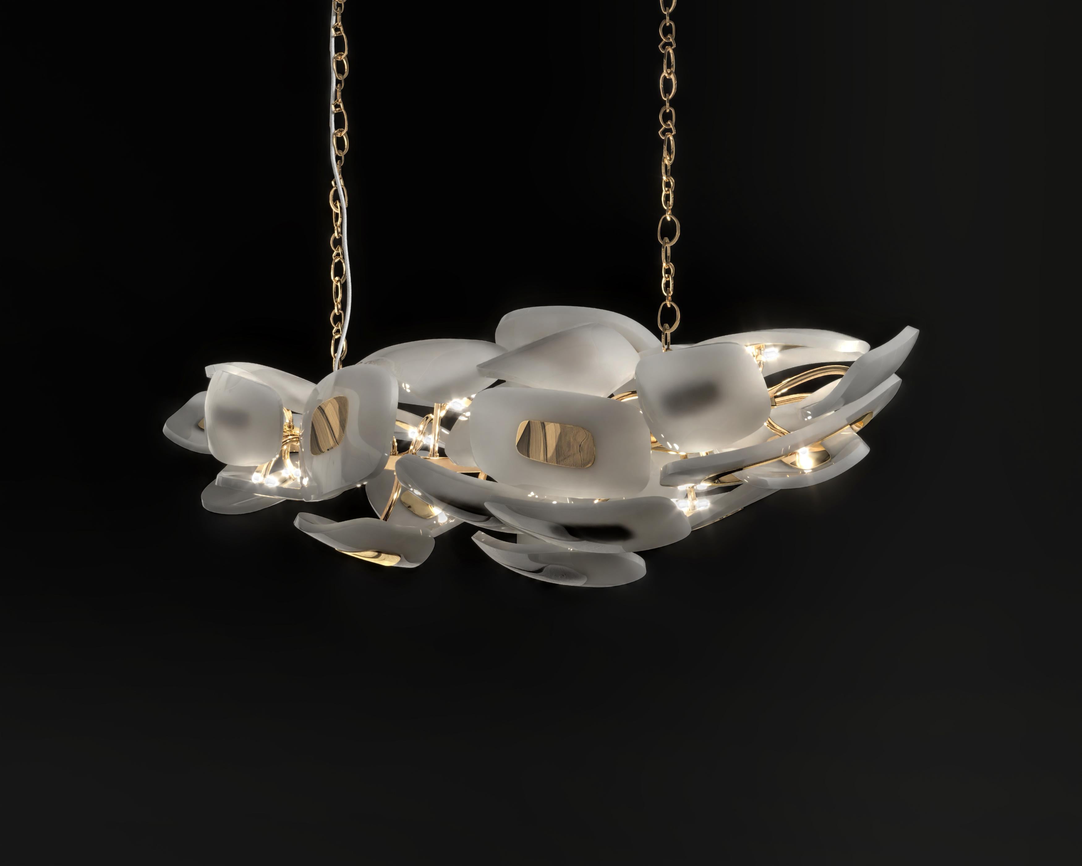 Swan Horizontal Chandelier in Polished Bronze and Murano Glass by Palena In New Condition For Sale In Istanbul, TR