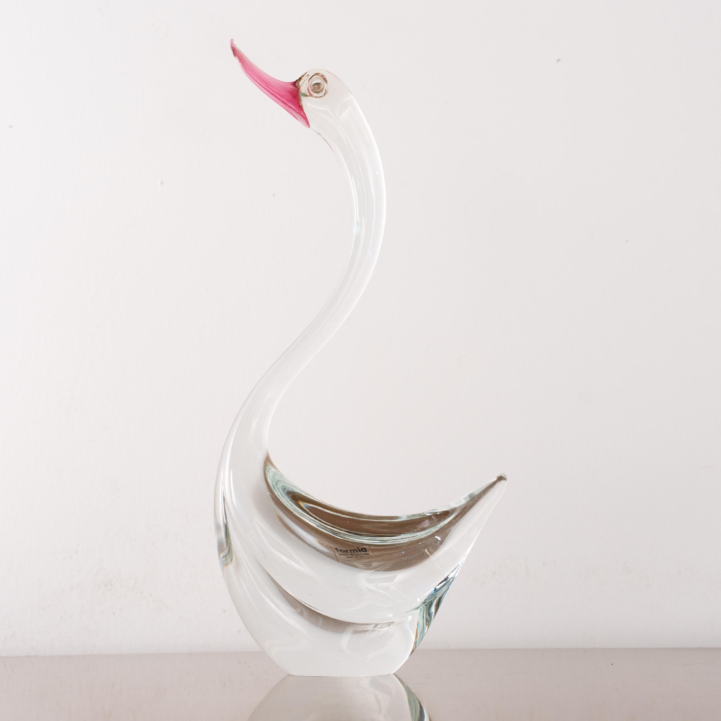 Scultura di cigno in vetro di Murano con dettagli rosa, Italia in stock

Dimensioni: L 18 cm x H 39 cm x P 8 cm (L 7,0