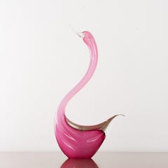 Swan Sculpture in Pink silk Murano glass with Crystal details, Italy in stock