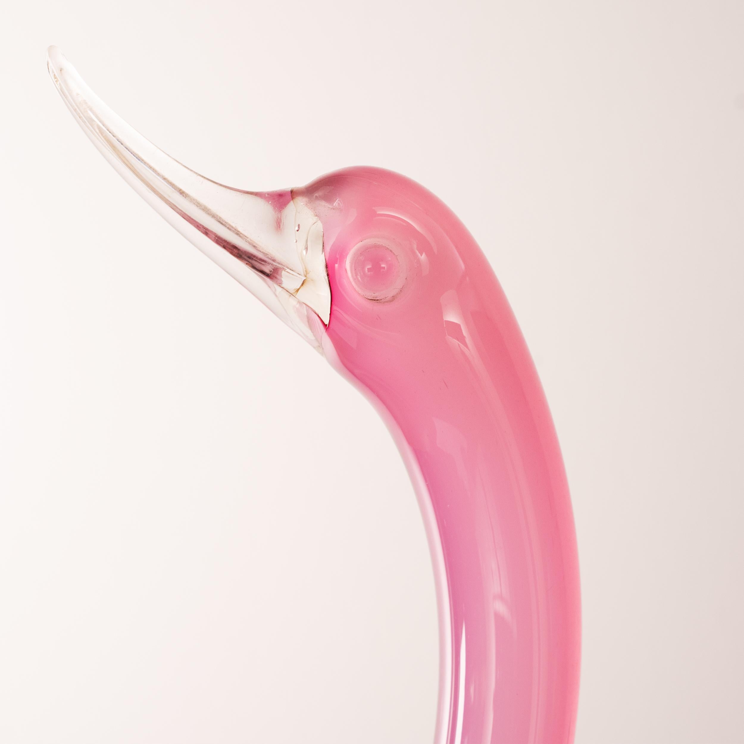Italian Swan Sculpture in Pink silk Murano glass with Crystal details, Italy in stock For Sale