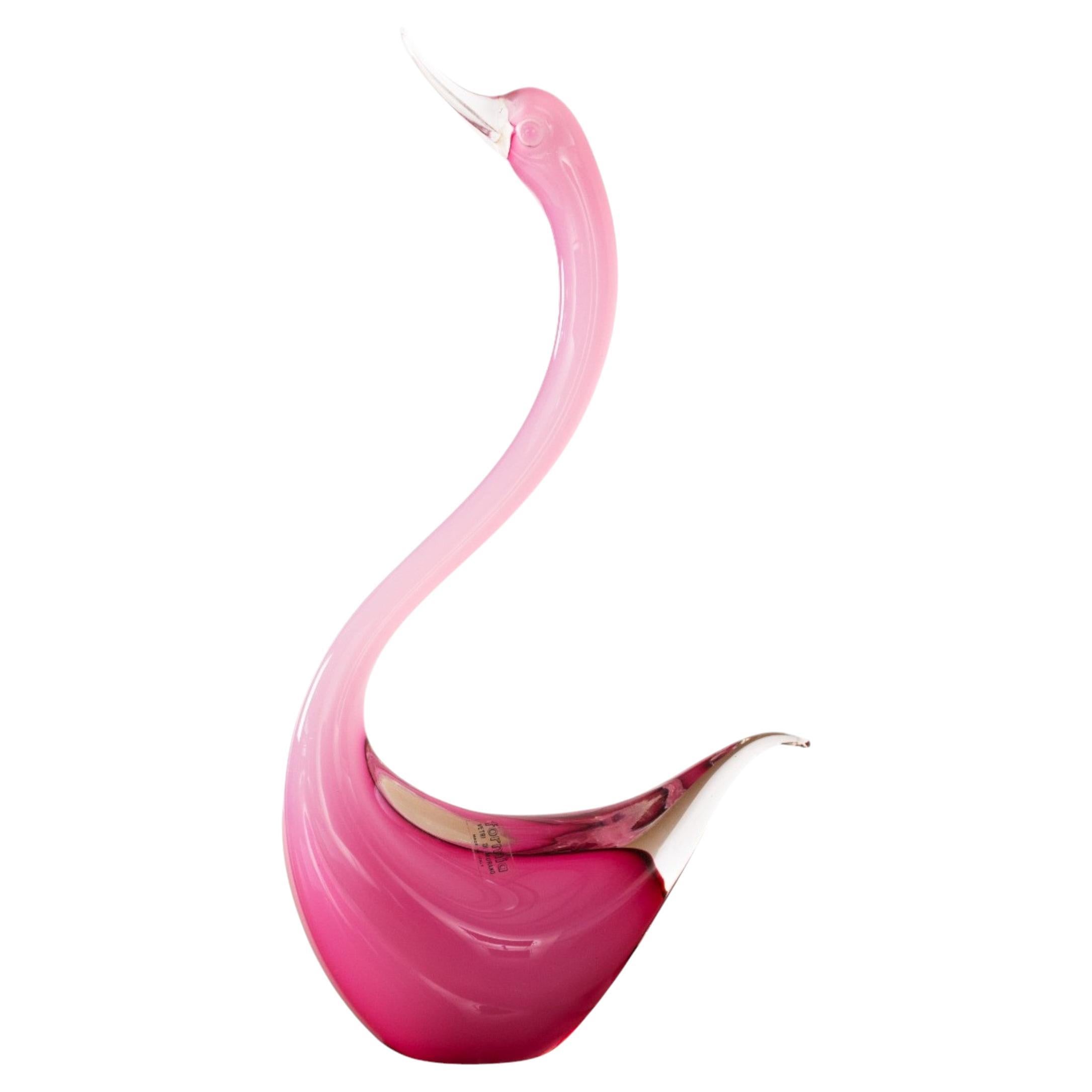 Swan Sculpture in Pink silk Murano glass with Crystal details, Italy in stock For Sale