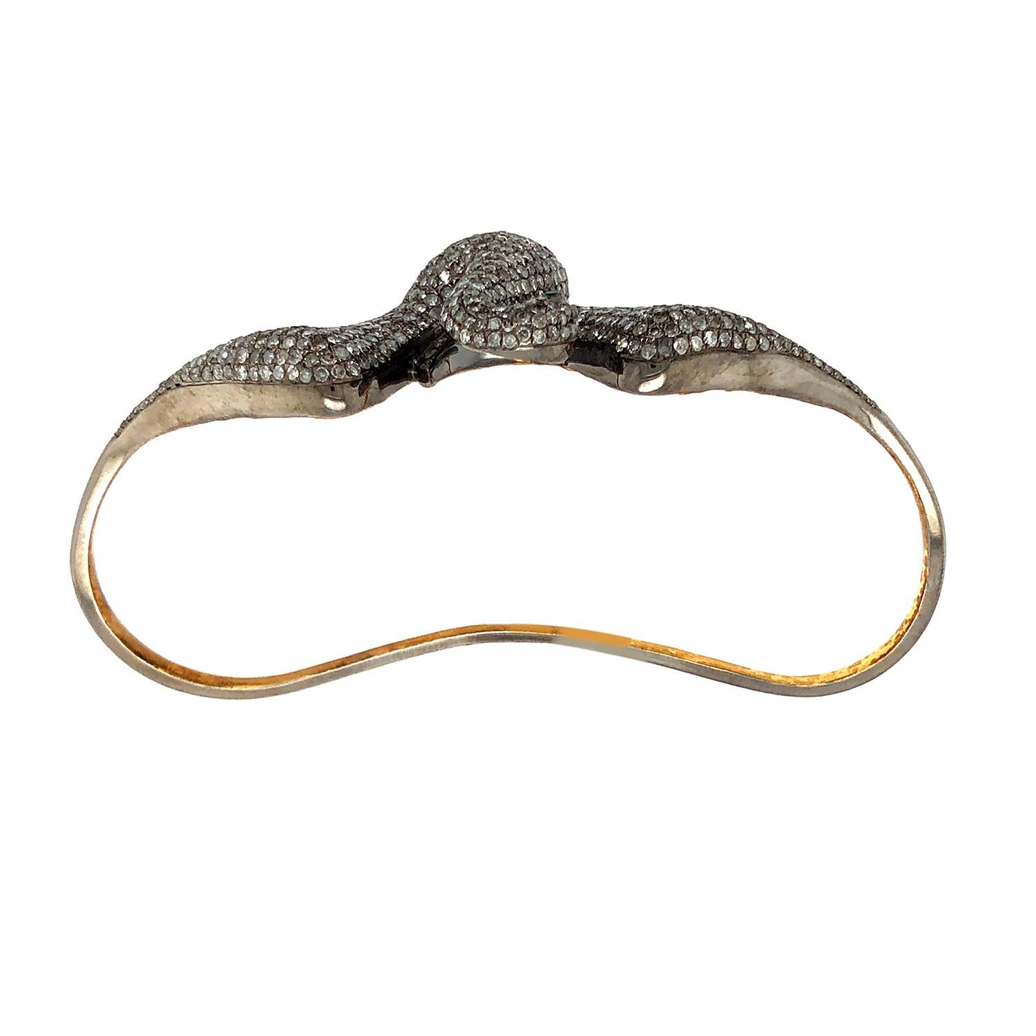 Swan Shaped Palm Armband mit Pave Diamanten & Tsavorit in 18k Gold & Silber im Zustand „Neu“ im Angebot in New York, NY