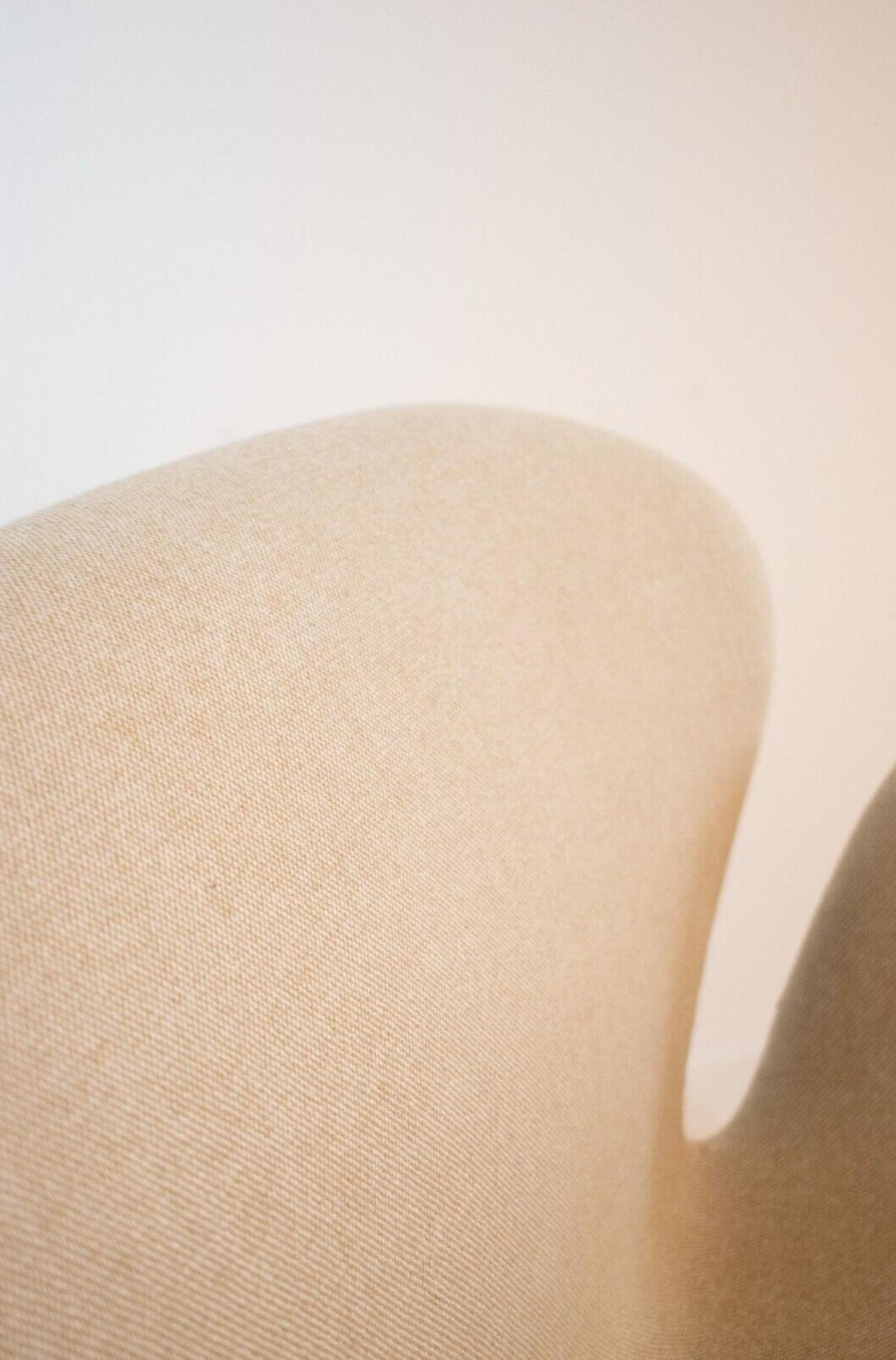 Sofá Swan de Arne Jacobsen para Fritz Hansen Lana en venta