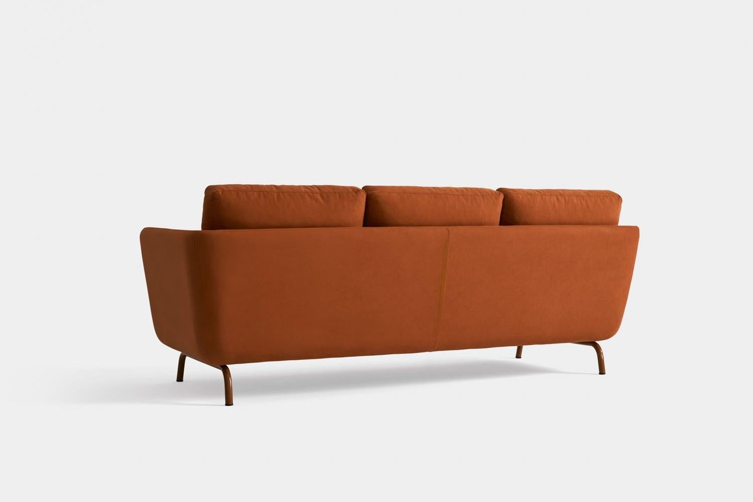 Modern Swan Sofa with Metal Legs by Pepe Albargues For Sale