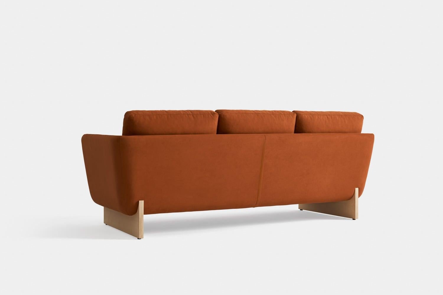 Modern Swan Sofa with Wooden Legs by Pepe Albargues