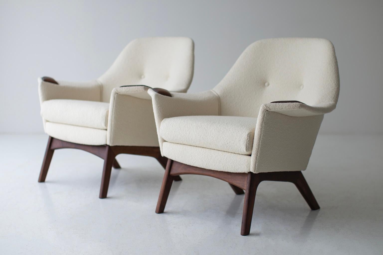 Swanky Adrian Pearsall Lounge Chairs for Craft Associates Inc in Knoll Boucle 5