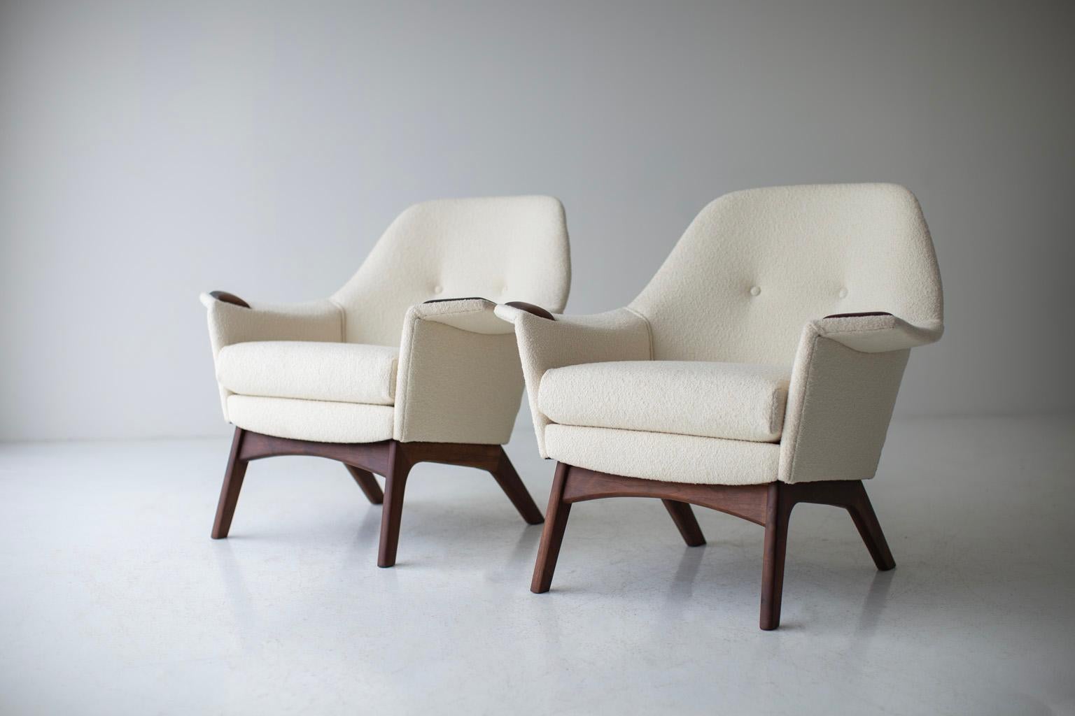 Designer: Adrian Pearsall. 

Manufacturer: Craft Associates Inc. 
Period or model: Mid-Century Modern. 
Specs: Knoll Boucle, Walnut. 

Condition: 

These Swanky Adrian Pearsall lounge chairs for Craft Associates Inc. are in excellent