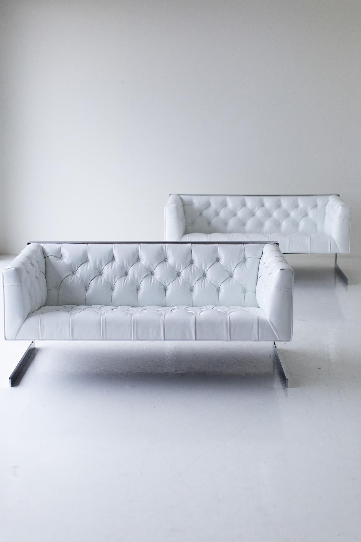 Swanky Mid-Century Modern Chrome and Leather Tufted Sofa 4