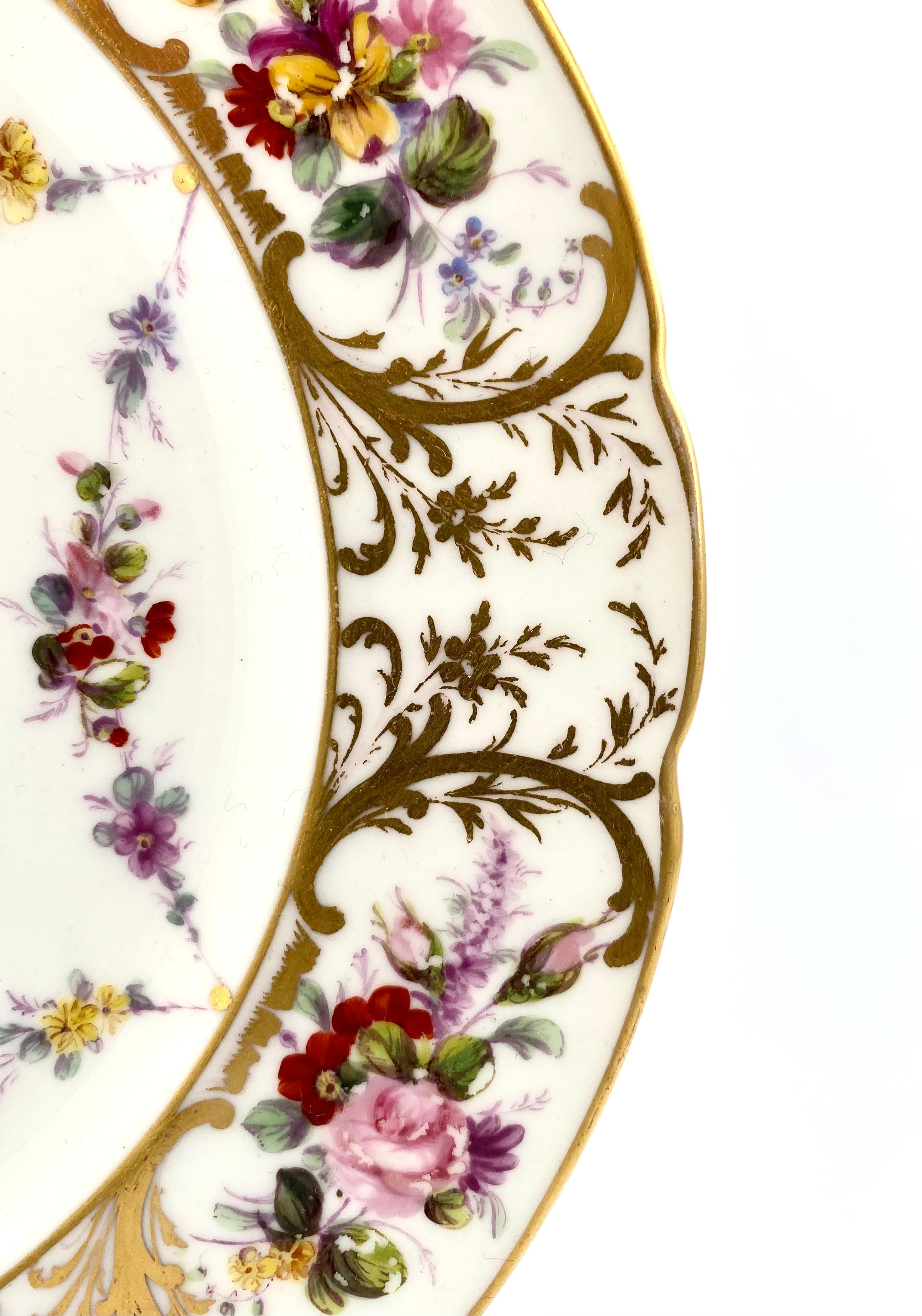 Early 19th Century Swansea porcelain plate. Floral sprays, c. 1815.