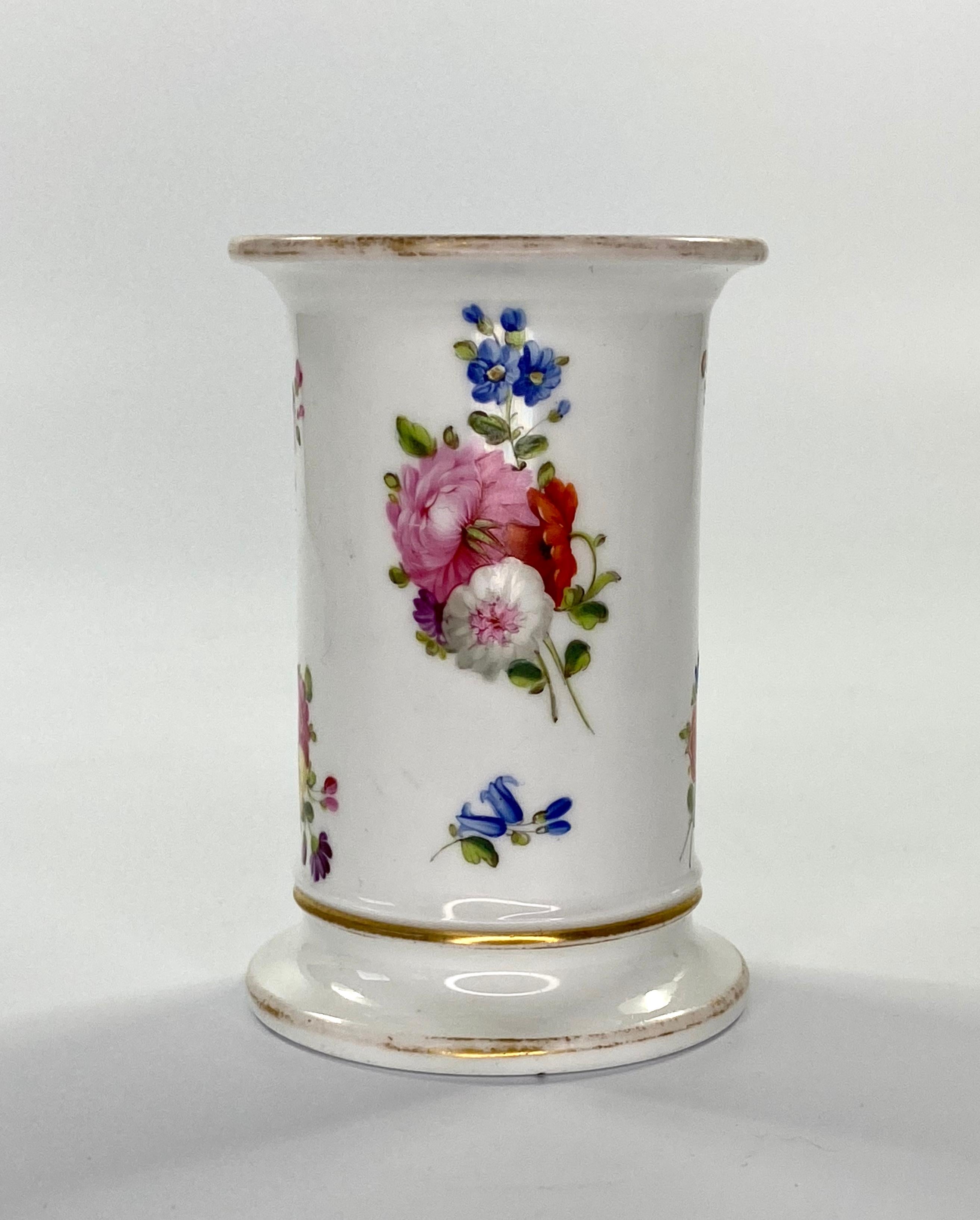 Swansea Porcelain Spill Vase, Flowers, circa 1815 In Good Condition In Gargrave, North Yorkshire