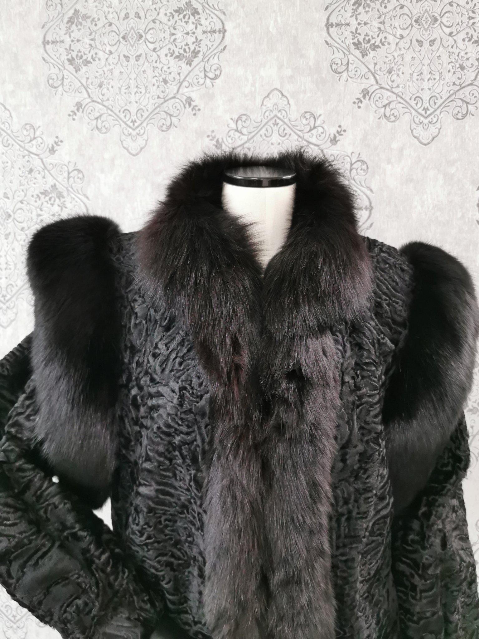 Black Swarkara broadtail fur with dyed shadow fox fur trim size 10 For Sale